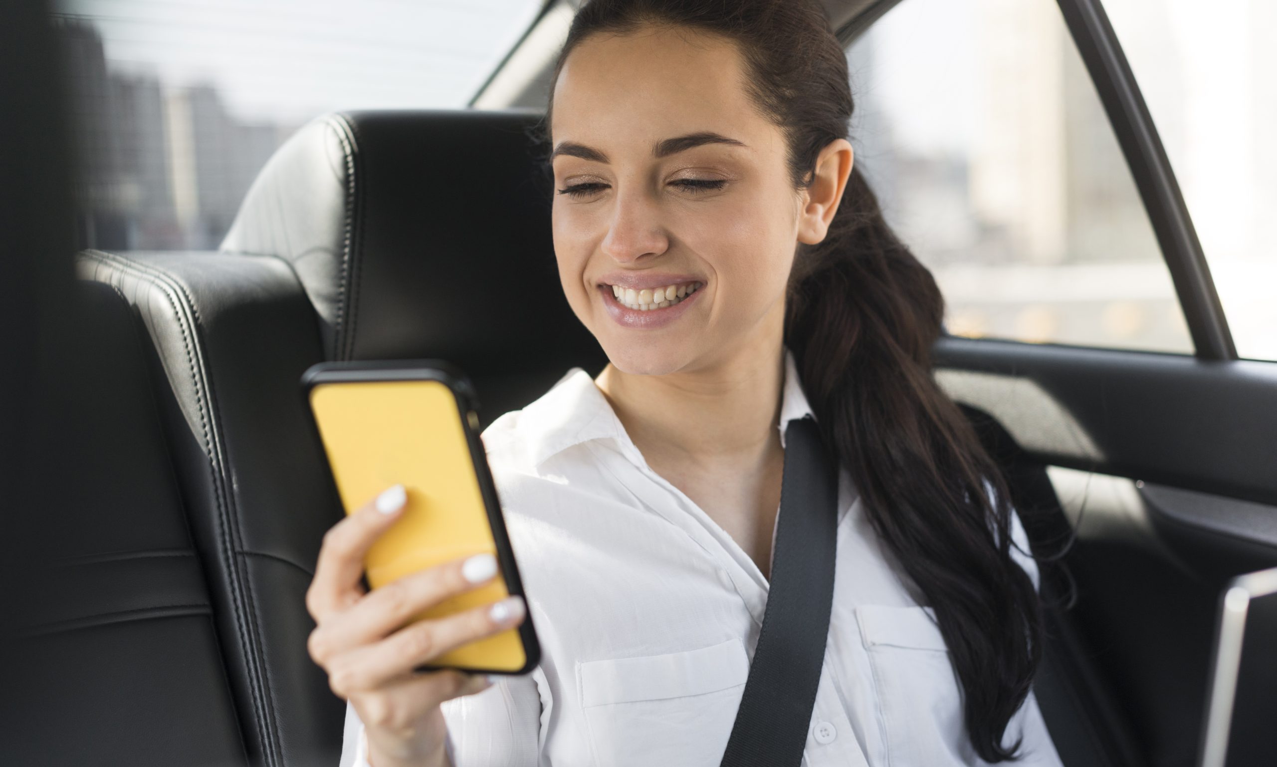 En réservant votre chauffeur à l'avance, vous bénéficiez d'un trajet planifié, d'un tarif connu avant le départ et d'une prise en charge à l'heure souhaitée.